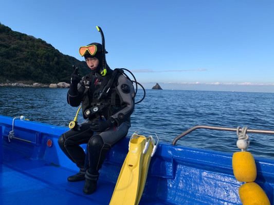 0E4BC0AC-7962-4D76-8860-7398BAB4E048